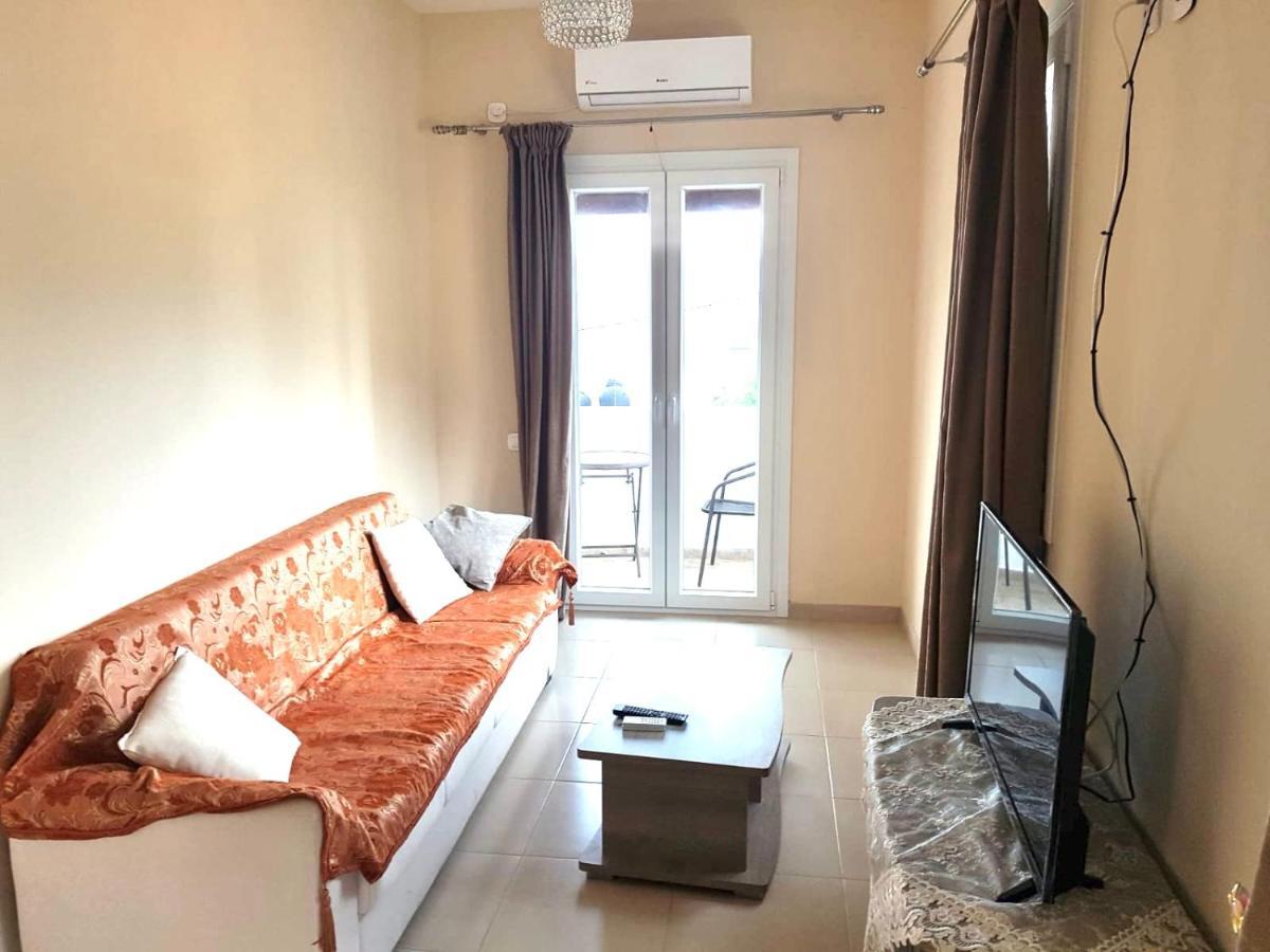 Votsalo Pool Apts カラミ エクステリア 写真